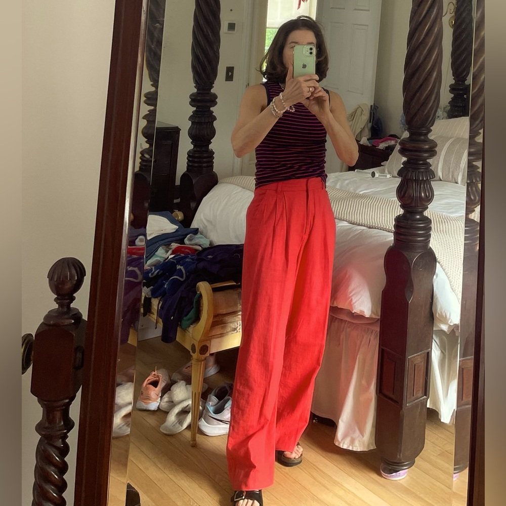 Women’s Abercrombie red linen wide leg pants